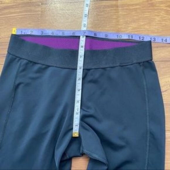 Adidas Techfit Cropped Pant‎ Size Medium - Picture 4 of 8